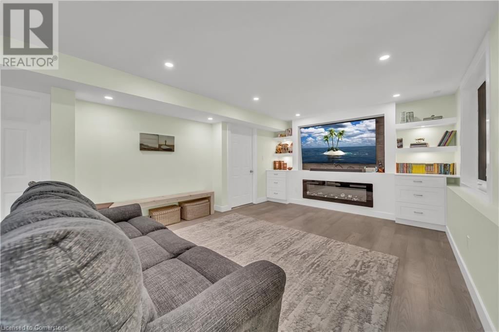 437 ZELLER DRIVE Image 30