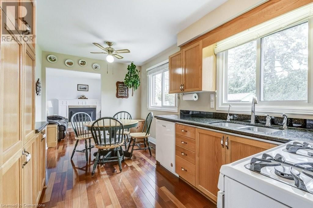 110 ELGIN DRIVE Image 15