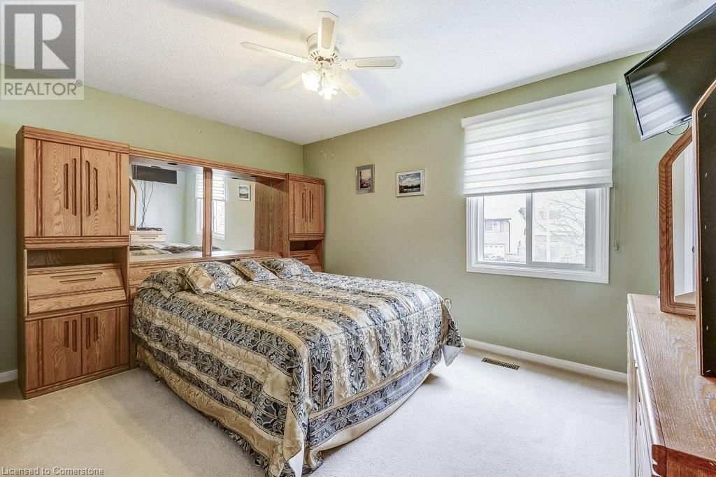 110 ELGIN DRIVE Image 27