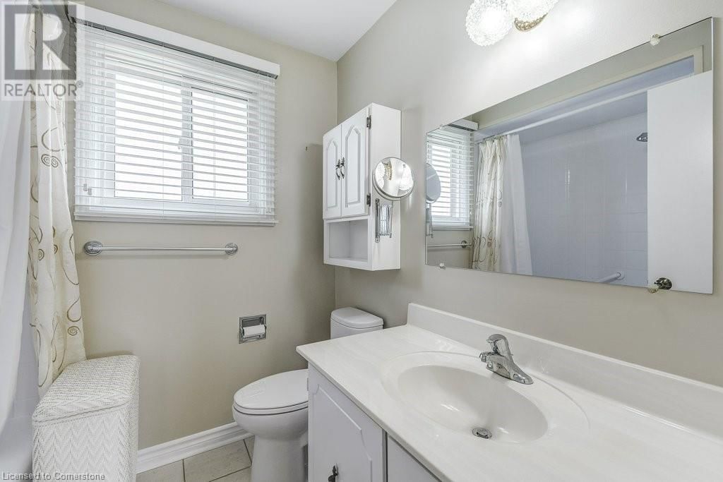 110 ELGIN DRIVE Image 30