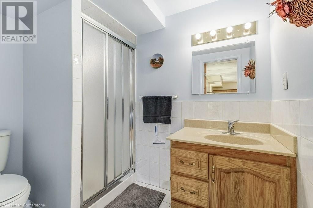 110 ELGIN DRIVE Image 35