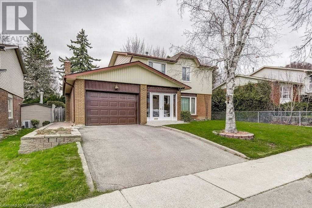 110 ELGIN DRIVE Image 4