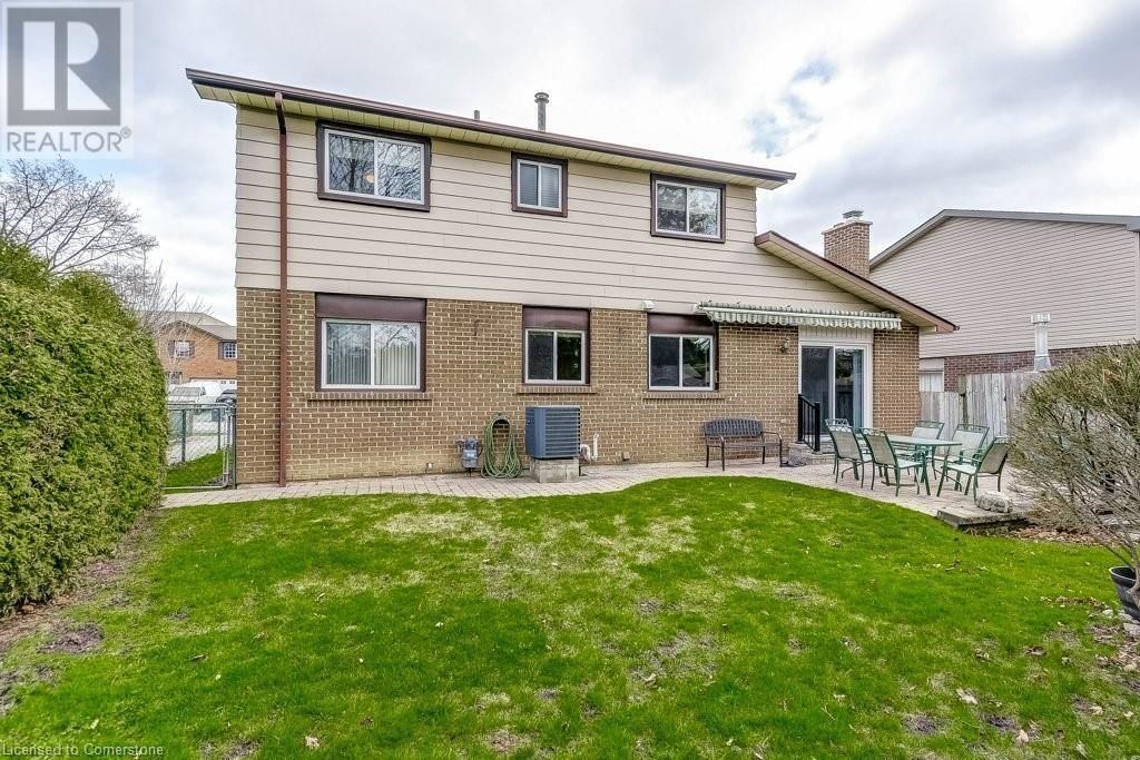 110 ELGIN DRIVE Image 42