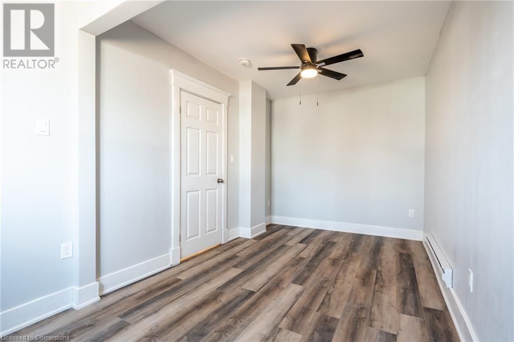 189 BRITANNIA AVENUE Image 35