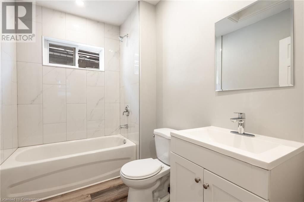 189 BRITANNIA AVENUE Image 36