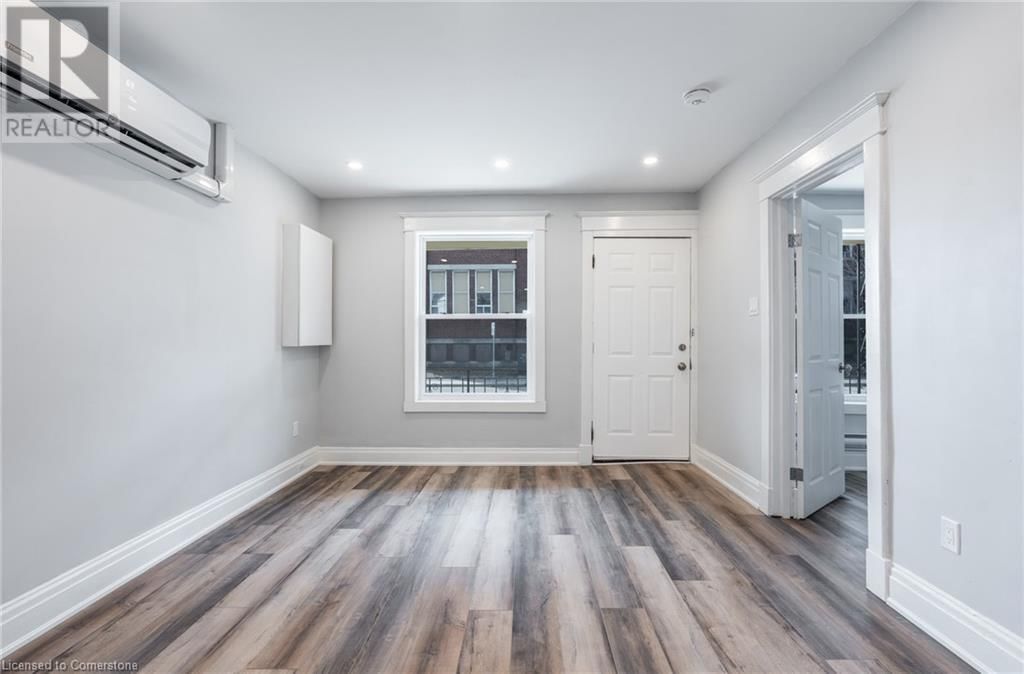 189 BRITANNIA AVENUE Image 8