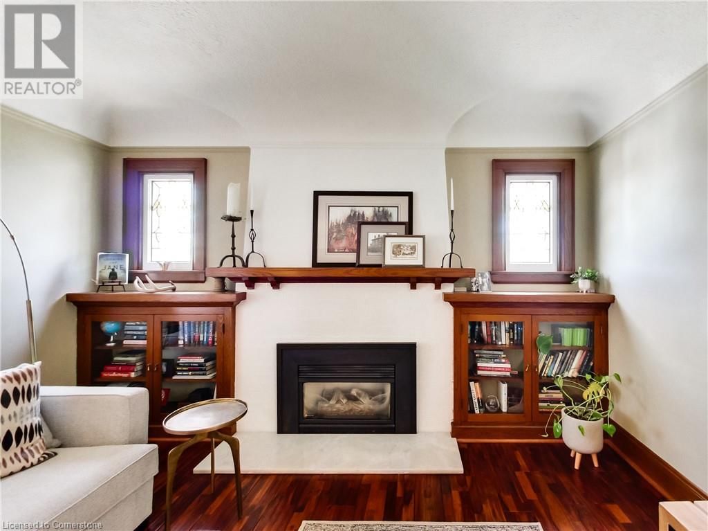 1 NELLES BOULEVARD Image 10