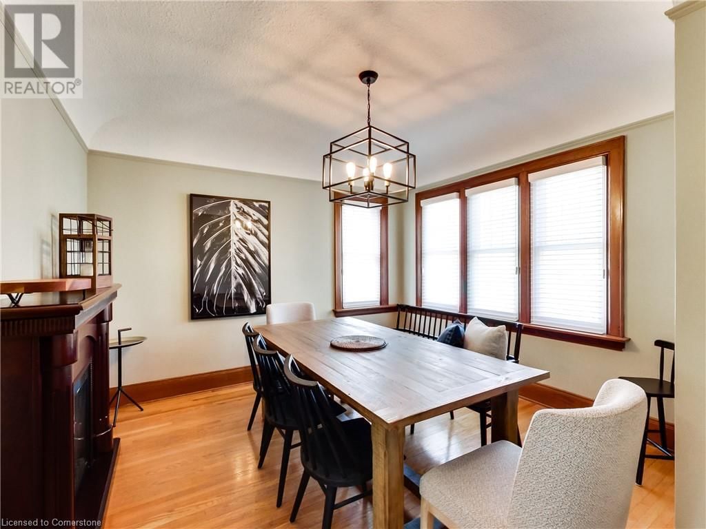 1 NELLES BOULEVARD Image 11