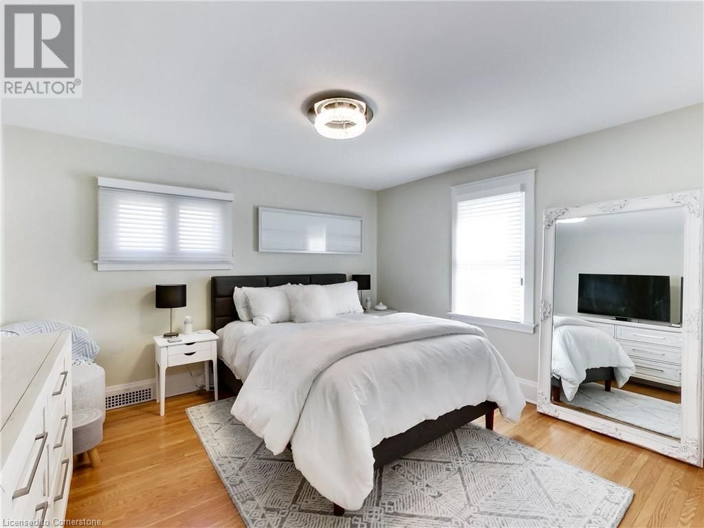 1 NELLES BOULEVARD Image 28