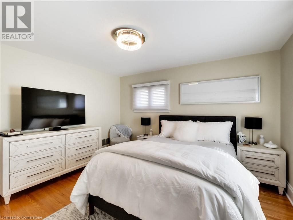 1 NELLES BOULEVARD Image 29