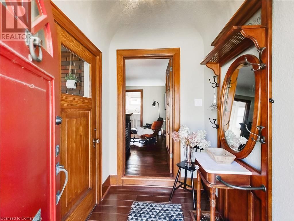 1 NELLES BOULEVARD Image 5