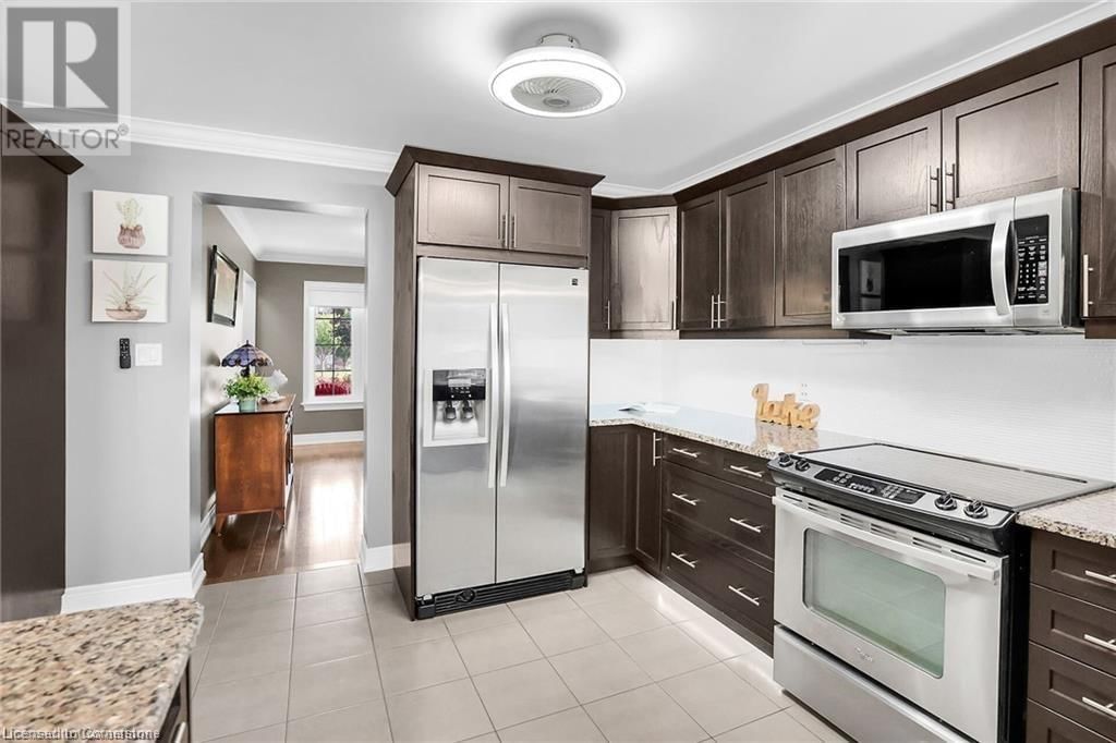 70 OAKDALE BOULEVARD Image 11