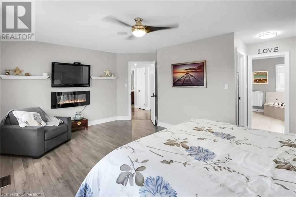 70 OAKDALE BOULEVARD Image 23