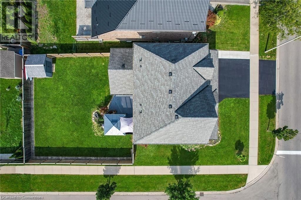 70 OAKDALE BOULEVARD Image 37