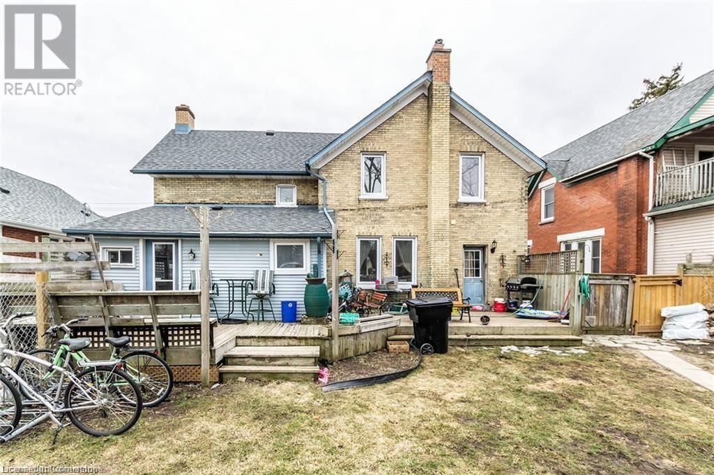 46 SHANLEY STREET Image 9