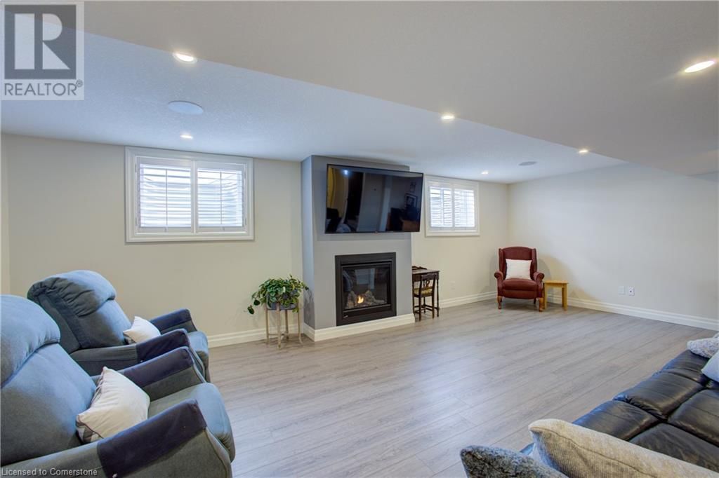 138 RIDGEVIEW DRIVE Image 35