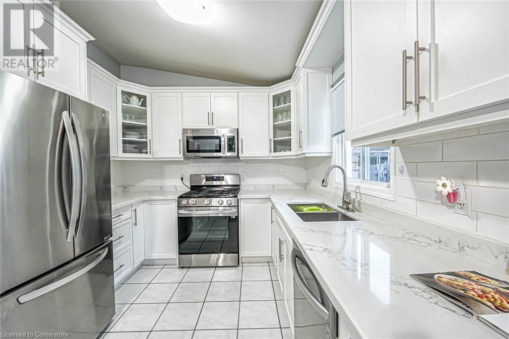 172 ALDERLEA AVENUE Image 13