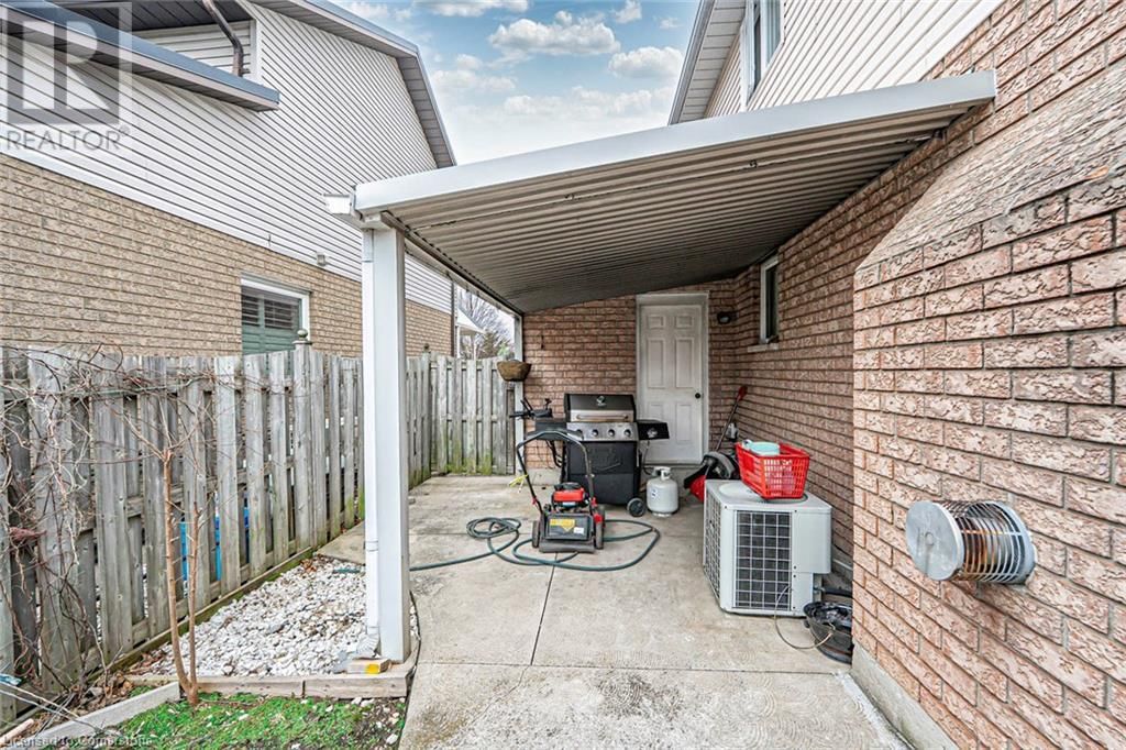 172 ALDERLEA AVENUE Image 34