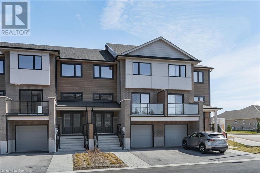 9 - 182 BRIDGE CRESCENT Image 2