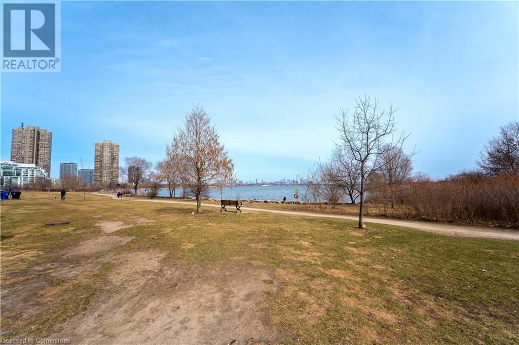 1511 - 38 ANNIE CRAIG DRIVE Image 35