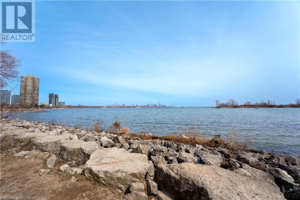 1511 - 38 ANNIE CRAIG DRIVE Image 37