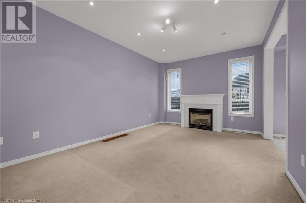 126 MERRILEE CRESCENT Image 2