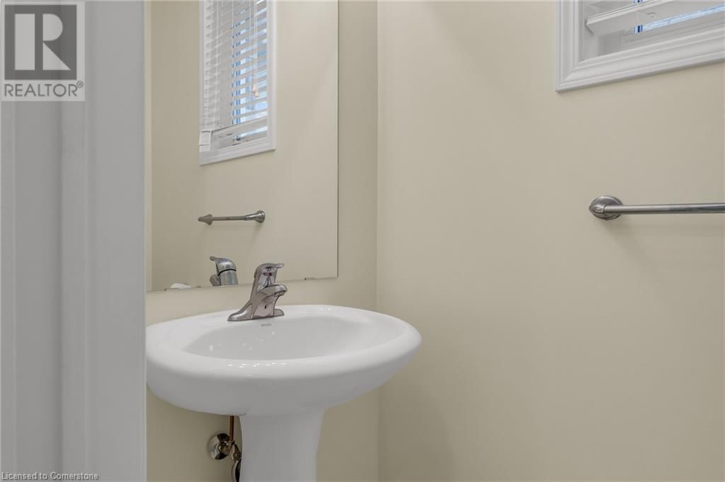 126 MERRILEE CRESCENT Image 22