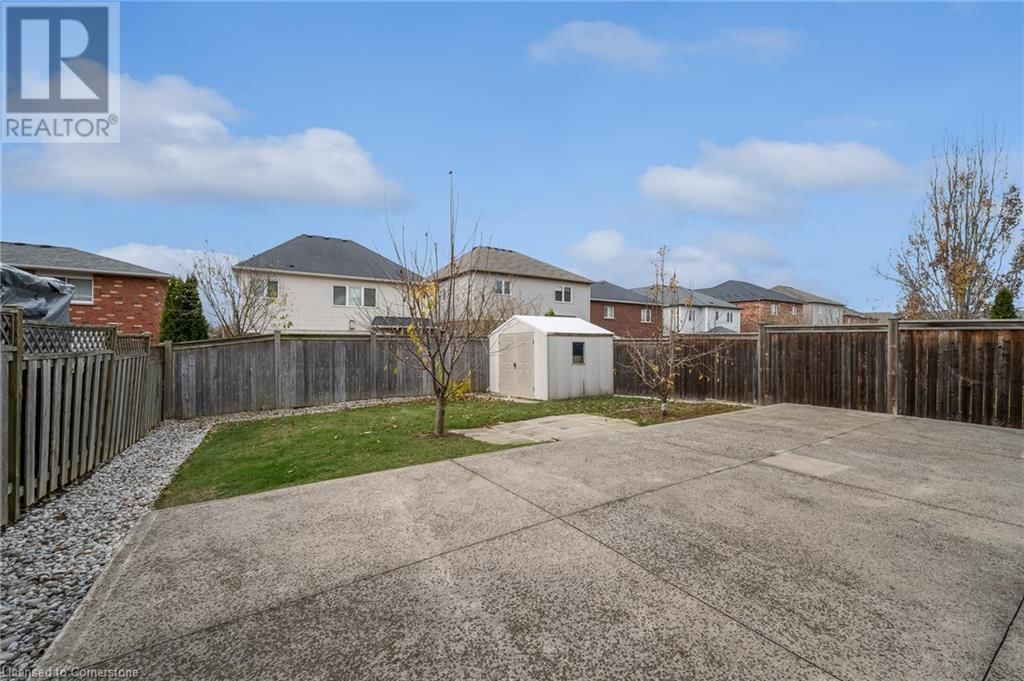 126 MERRILEE CRESCENT Image 24
