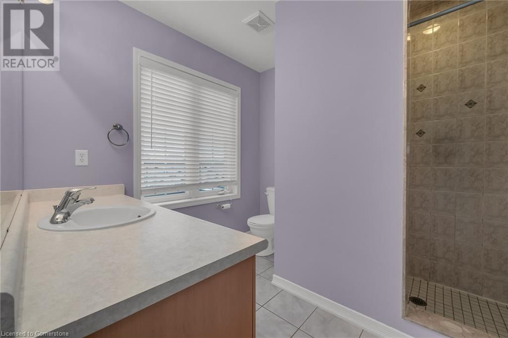 126 MERRILEE CRESCENT Image 9