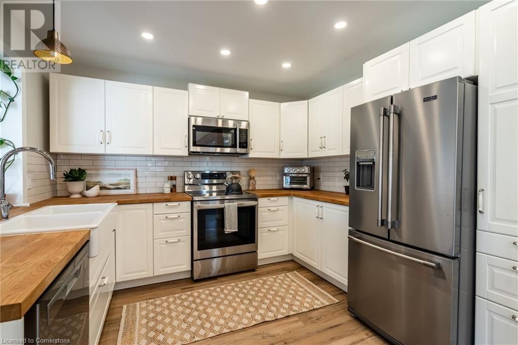 2812 UPPER JAMES STREET STREET Image 22