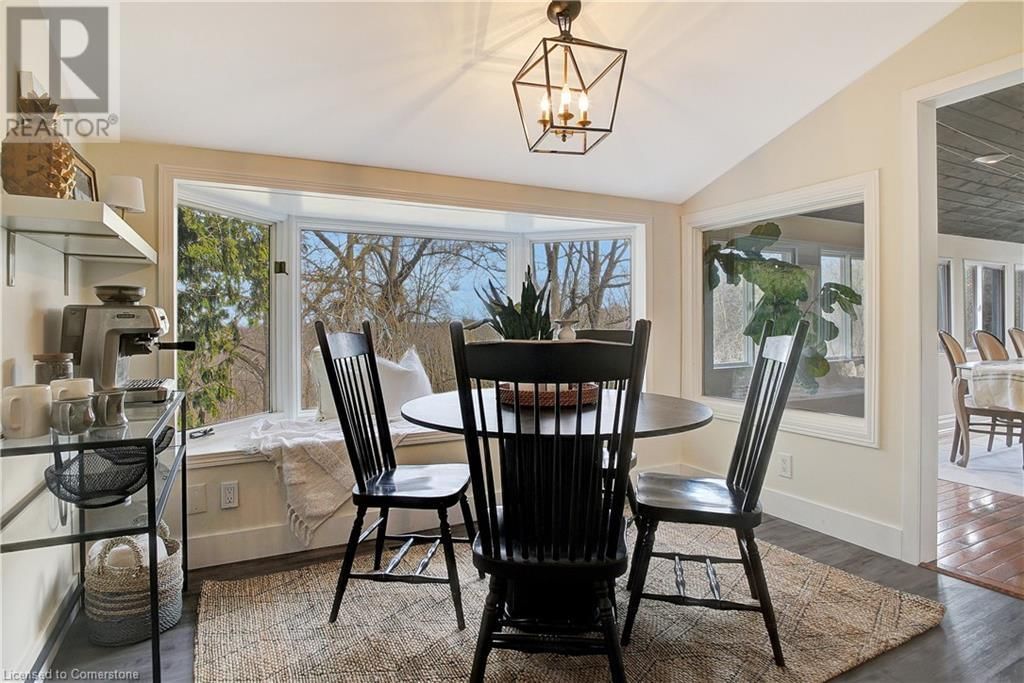 108 BLENHEIM ROAD Image 13
