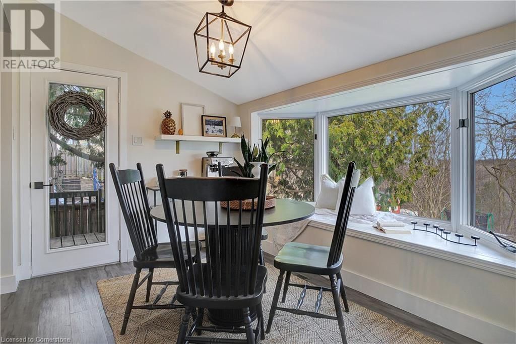 108 BLENHEIM ROAD Image 14