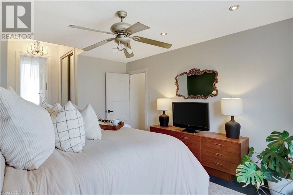108 BLENHEIM ROAD Image 17