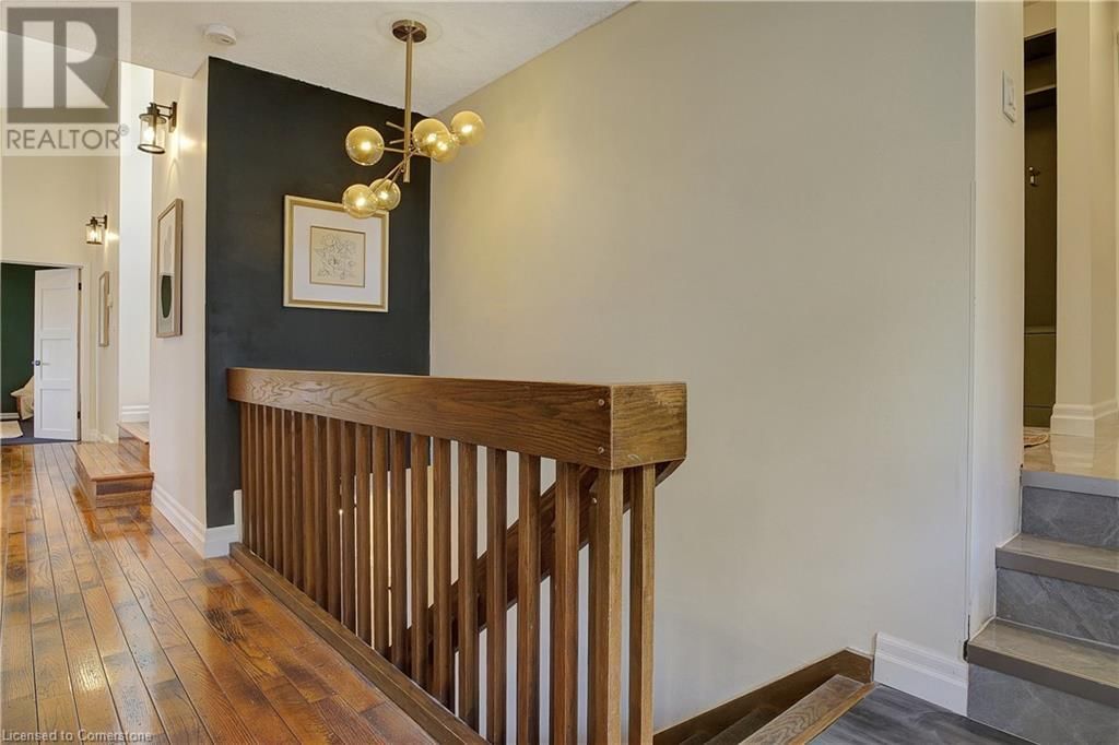 108 BLENHEIM ROAD Image 27