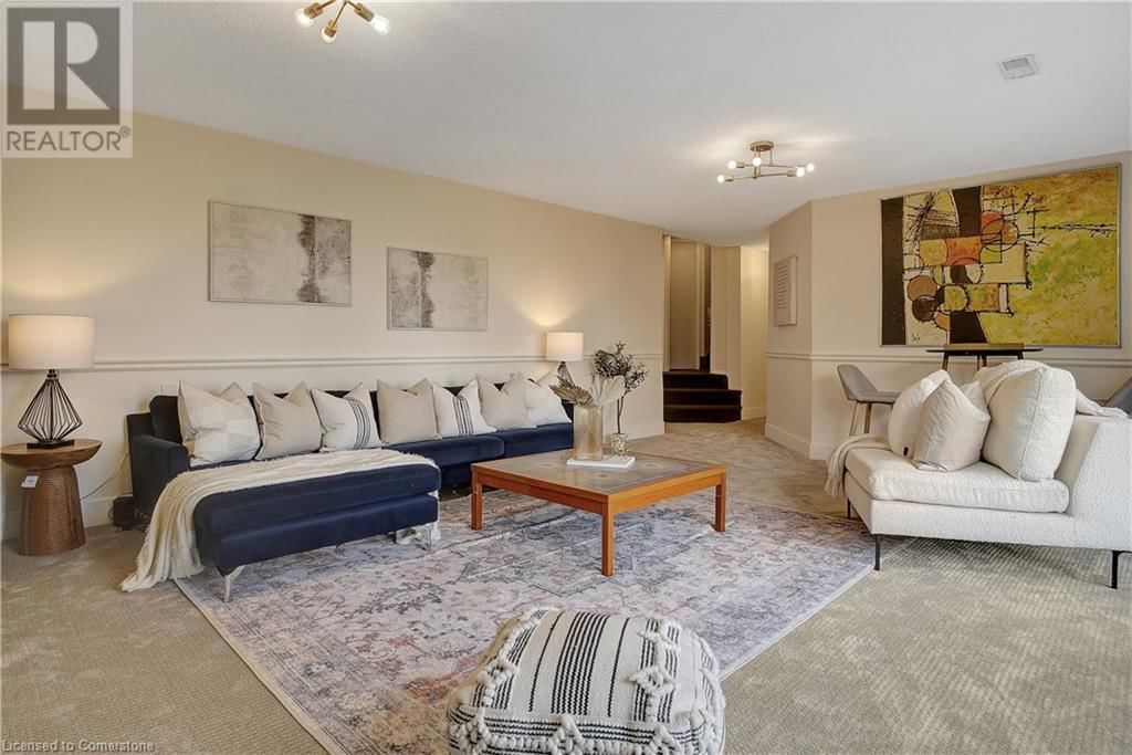 108 BLENHEIM ROAD Image 30