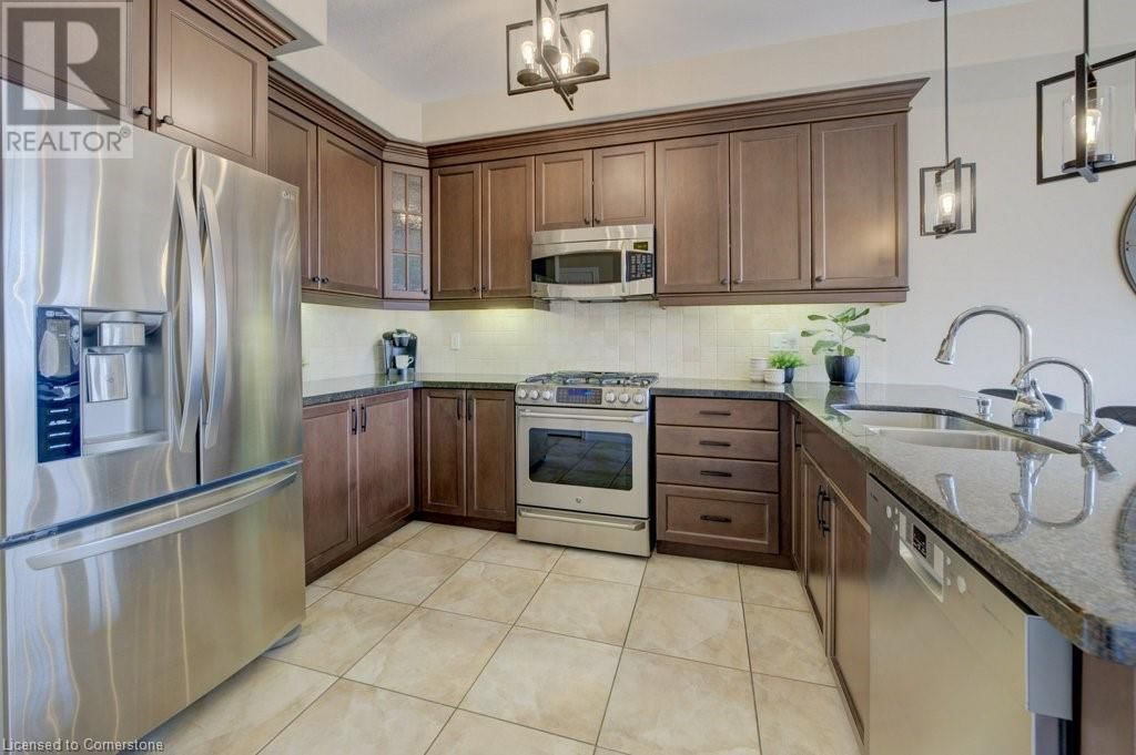 94 PARKVALE DRIVE Image 13