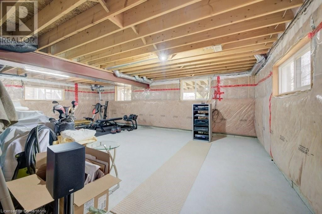 94 PARKVALE DRIVE Image 32