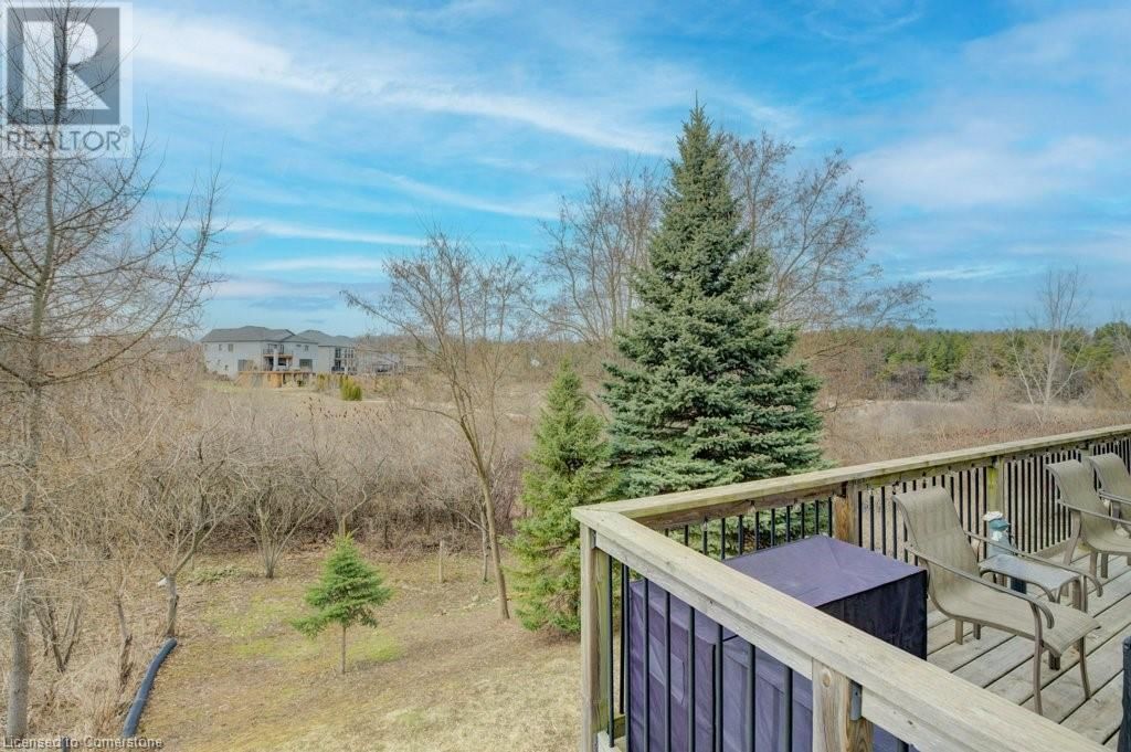 94 PARKVALE DRIVE Image 35