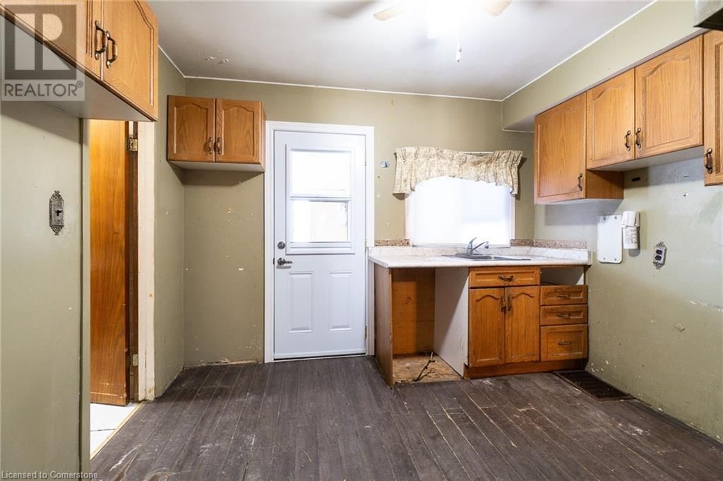 224 COCHRANE ROAD Image 13