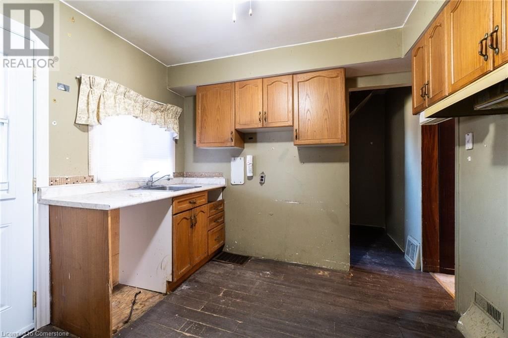 224 COCHRANE ROAD Image 14