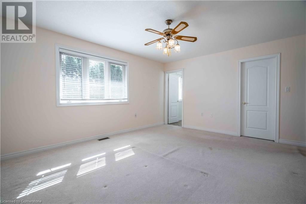 6 BLACKBURN LANE Image 20