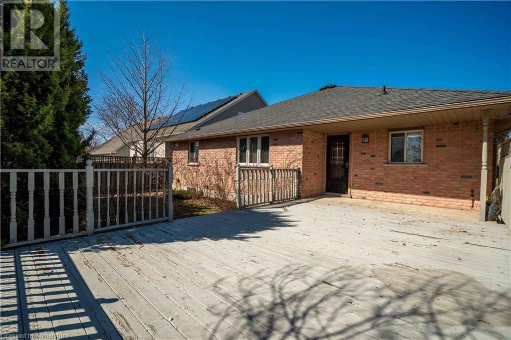 6 BLACKBURN LANE Image 37