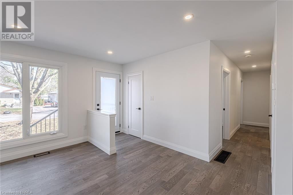 11 ANN STREET Image 11