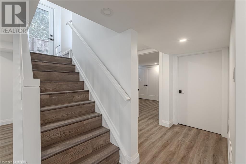 11 ANN STREET Image 38