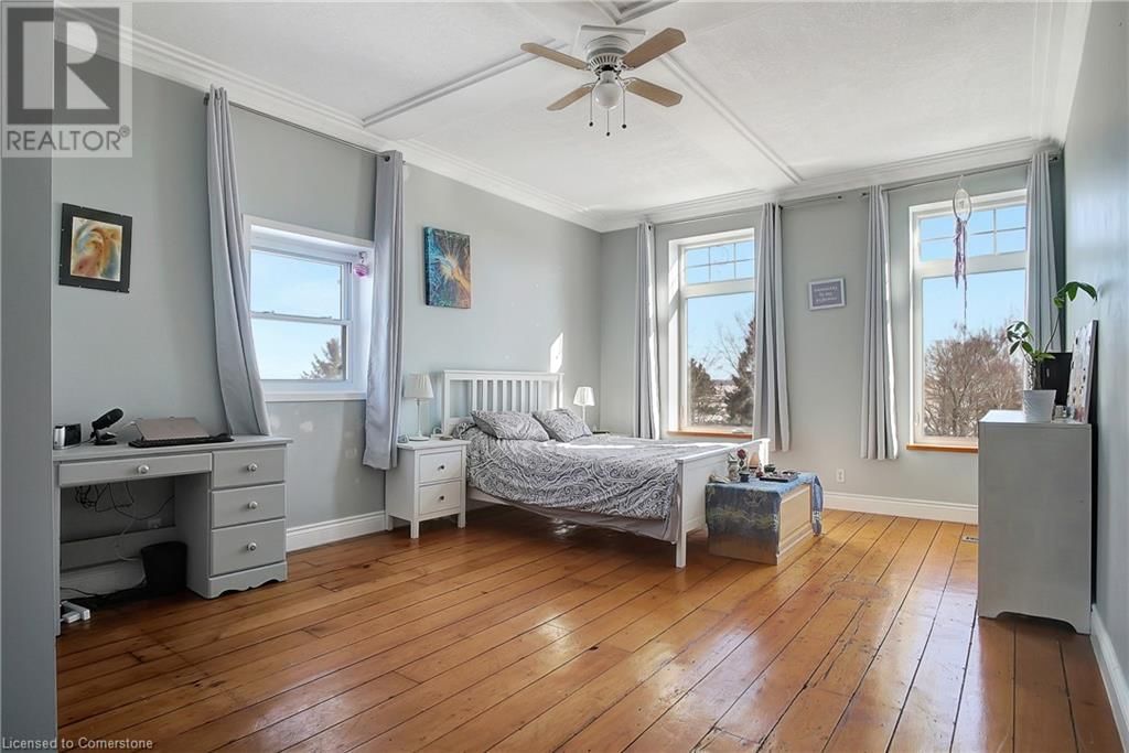 776597 BLANDFORD ROAD Image 12
