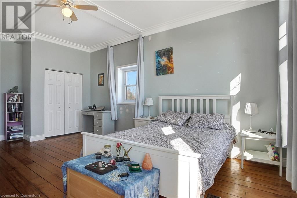 776597 BLANDFORD ROAD Image 13