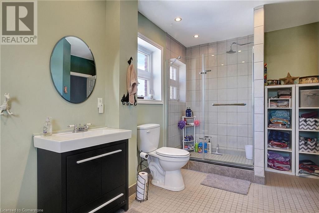 776597 BLANDFORD ROAD Image 15