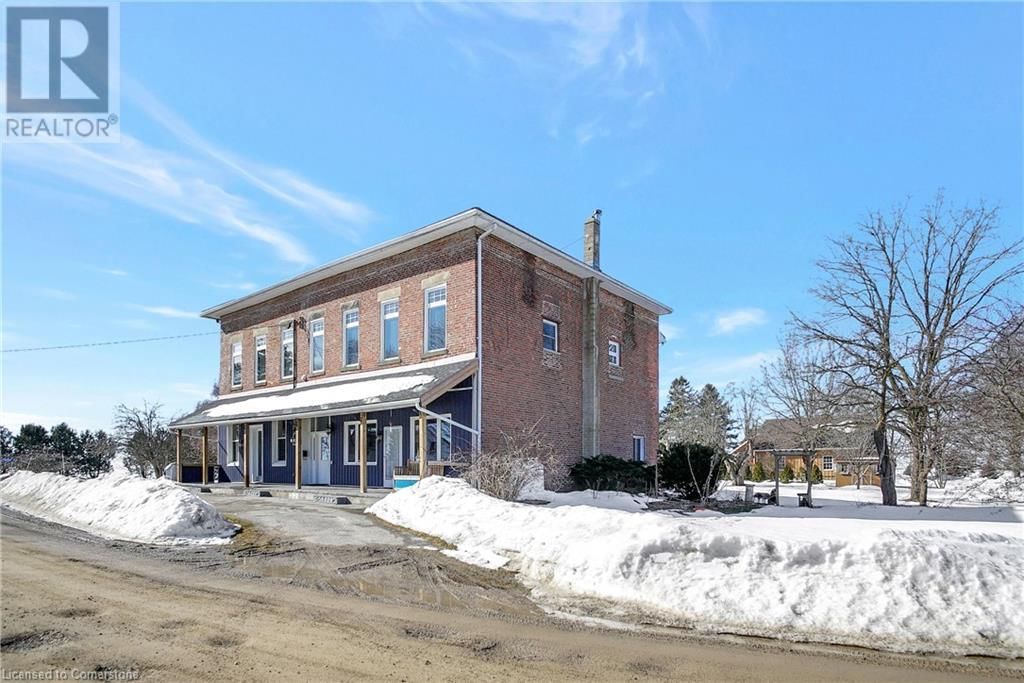 776597 BLANDFORD ROAD Image 2