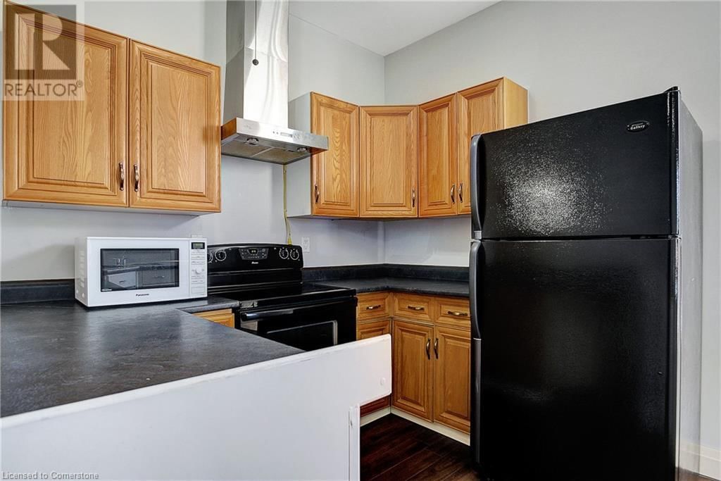 776597 BLANDFORD ROAD Image 35