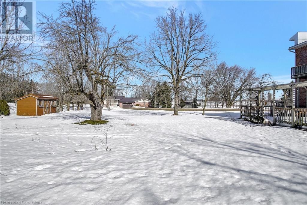 776597 BLANDFORD ROAD Image 42